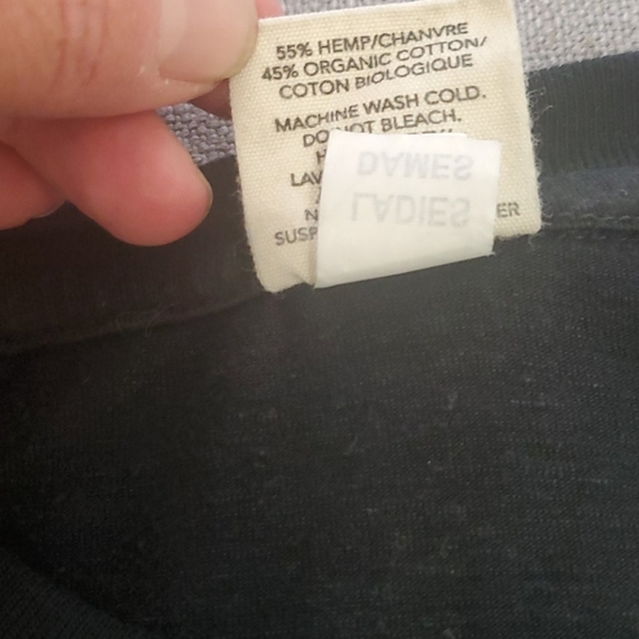 ⭐3/$20⭐Hemp Blend Tee - Picture 3 of 4